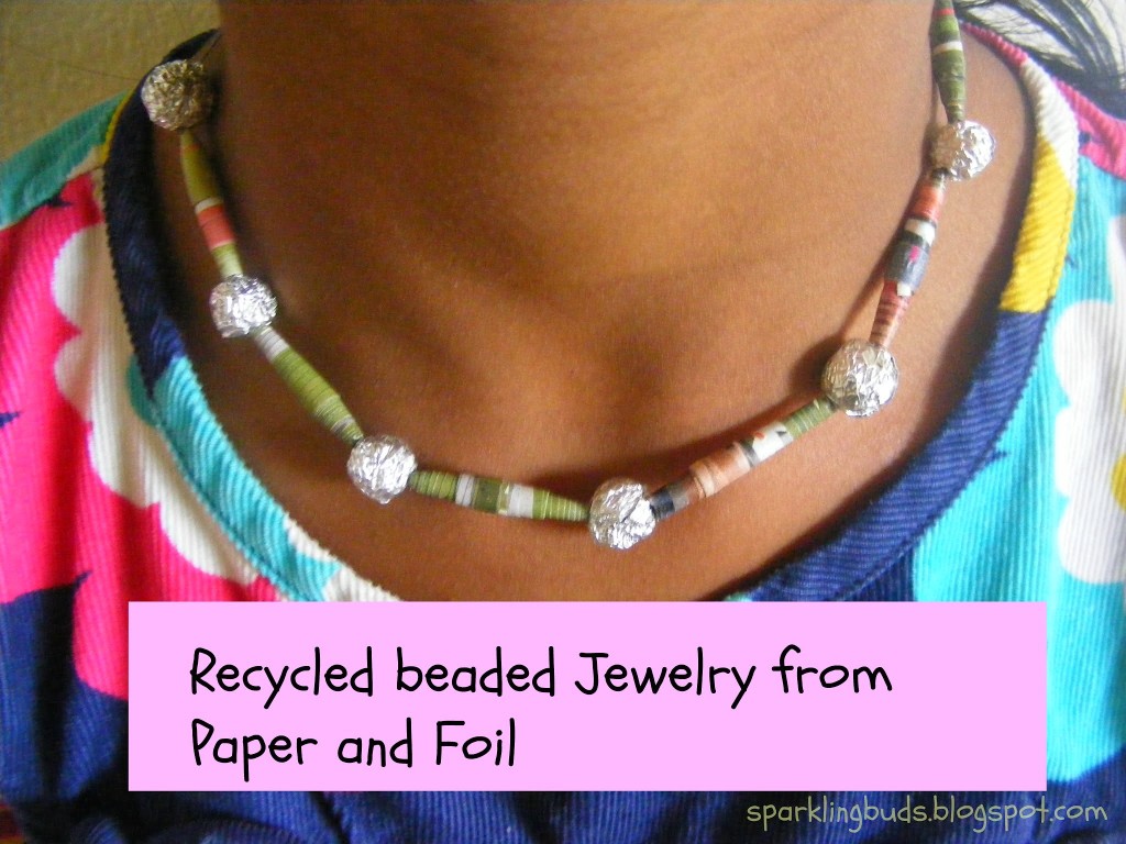 Paper jewelery