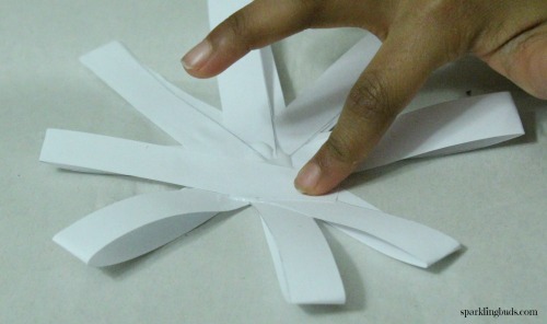 Paper snowflakes craft for preschool