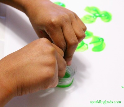 St.Patricks day clover painting idea for preschool